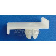 C 294 - Держатель стекла Mazda C 294 - Держатель стекла Mazda