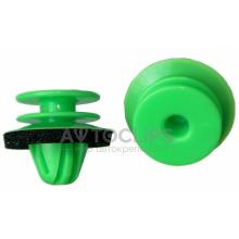 C 3373 Клипса Mercedes A0019914198 обшивка багажника C 3373 Клипса Mercedes A0019914198 обшивка багажника