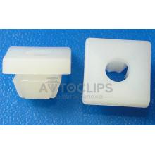 C 3908 Клипса VW GM 3921446 C 3908 Клипса VW GM 3921446